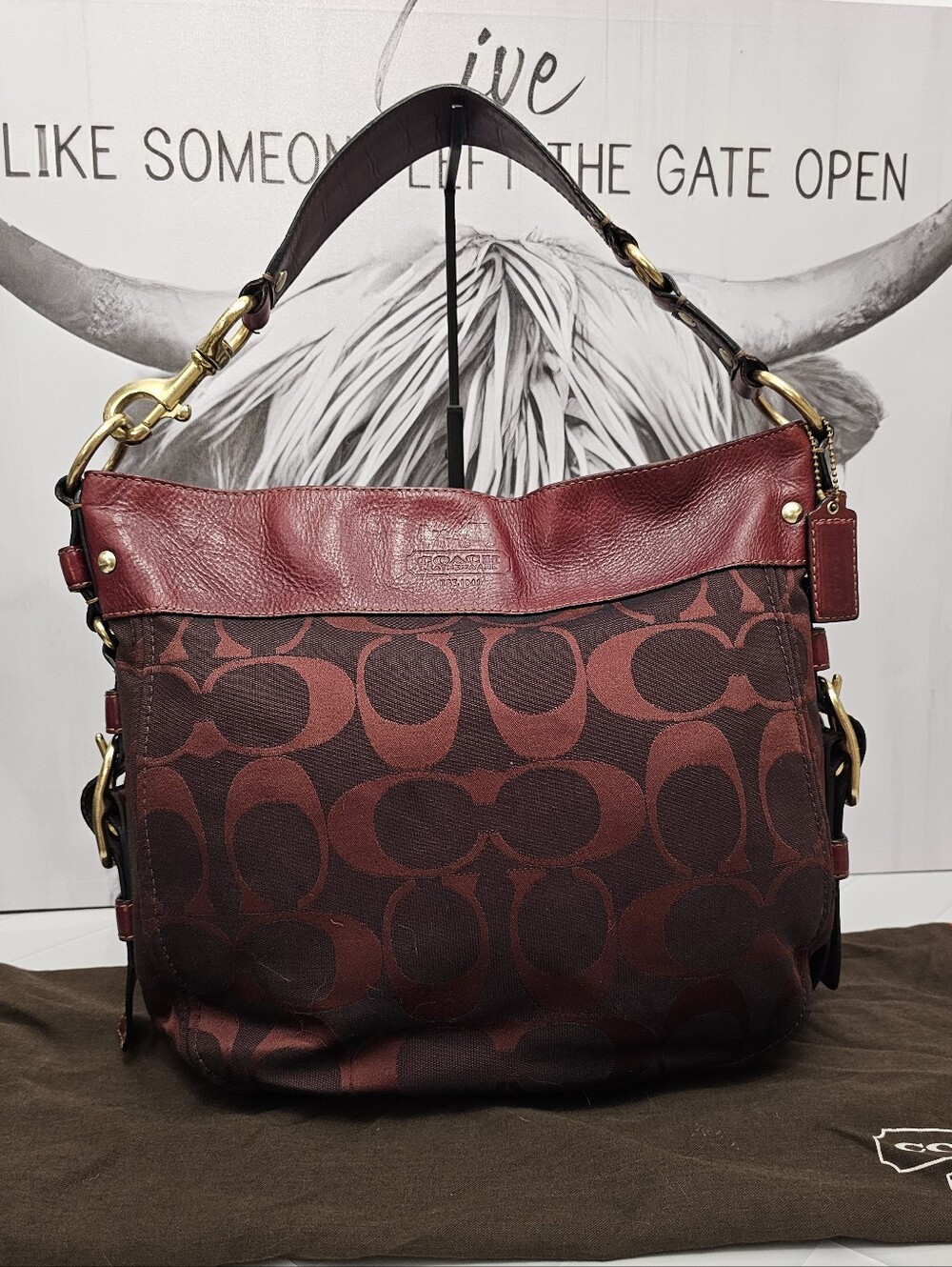 Coach 2008 Large Zoe Signature Hobo 12674 Burgundy Leather Jacquard